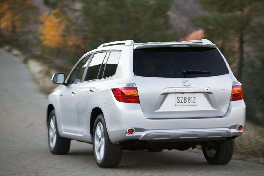  Toyota Highlander 2008 года  (фото 11 из 34)